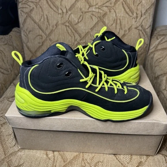 Size 10.5 - Nike Air Penny 2 II LE Cyber Volt Neon Green Black 2012‎ 535600-003